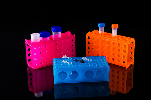 Штатив четырехсторонний, цветной, для пробирок 0.5/1.5-2.0/5/15/ 50 мл, зеленый