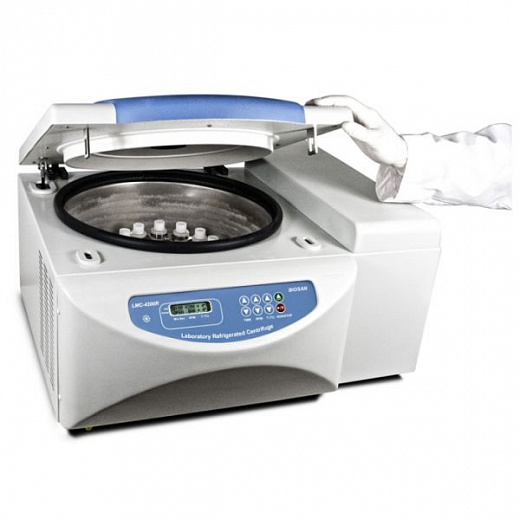 Центрифуга макс. 4200 об/мин, 3160g, 12×16 мм (15 мл), ротор R-12/10, LMC-4200R