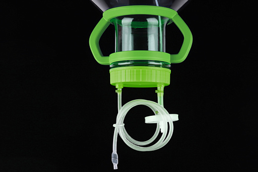 Крышка с портами и трубкой для инвертированной подачи жидкости из 5-ти литровых и 3-х широкогорлых высокопроизводительных колб, стерильная, 1 шт./уп., 4 уп./кор., Nest (Китай)