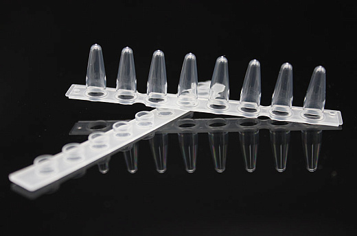 Пробирки для ПЦР в стрипах, 0,1 мл, 1×8, с плоскими оптически прозрачными крышками, прозрачные