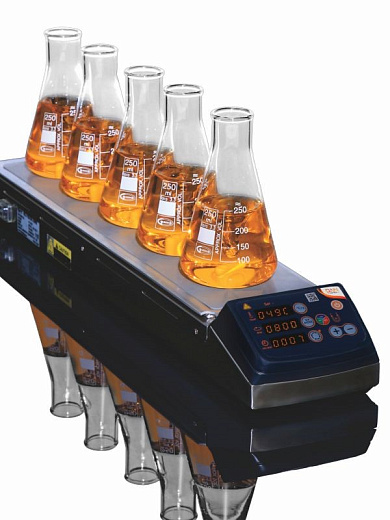 Мешалка магнитная, объем по воде 0,4 л на 1 место, 5 мест, платформа 122×514 мм, нагрев до 120 °С, 0-1000 об/мин, 411.DNDG, Glassco